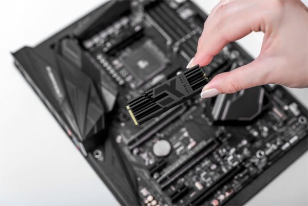 Goodram IRDM PRO | 2TB NVMe SSD | M.2 | Gen4 | 7.000MB/s | Heatsink - Afbeelding 7